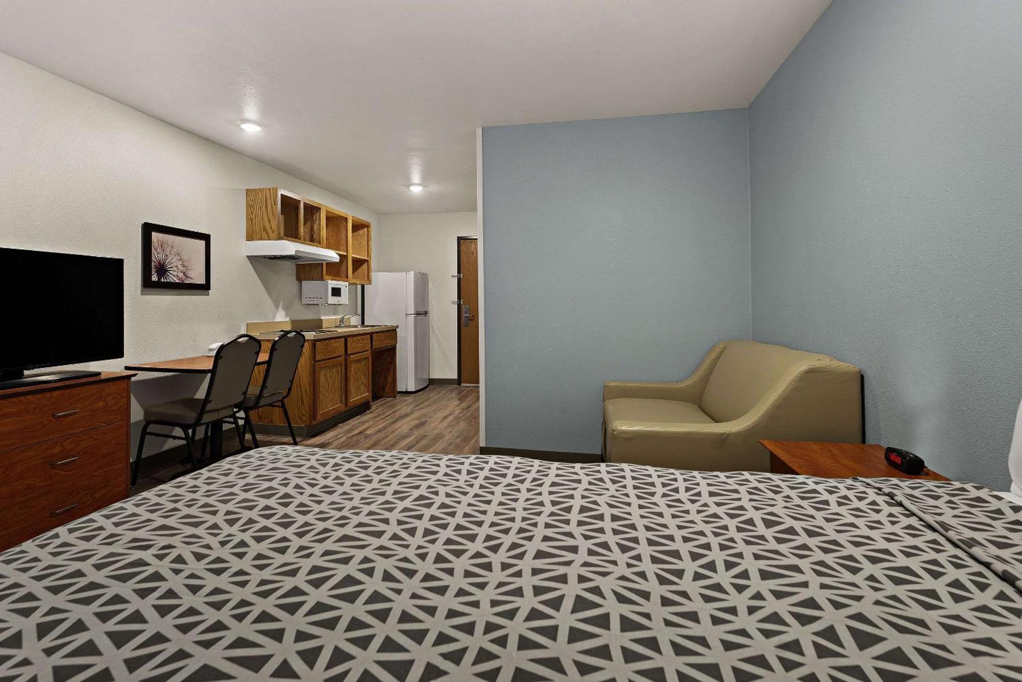 Woodspring Suites Augusta Riverwatch Exterior foto